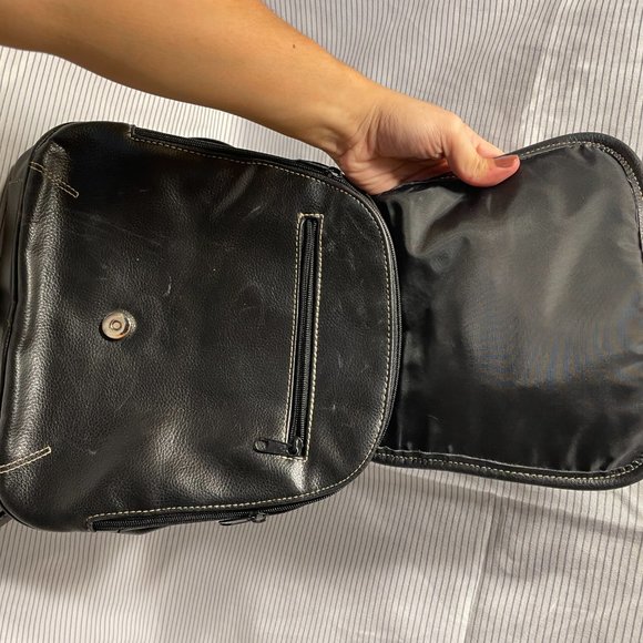 Small Backpack - Picture 2 of 4